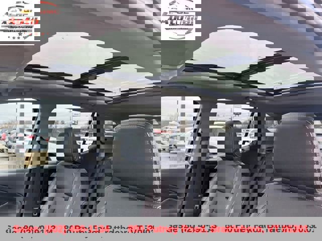 Used 2022 GMC Terrain SLT image 23