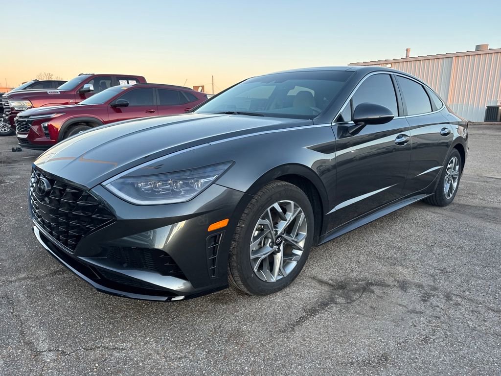 Used 2023 Hyundai Sonata SEL w/ Convenience Package image 1