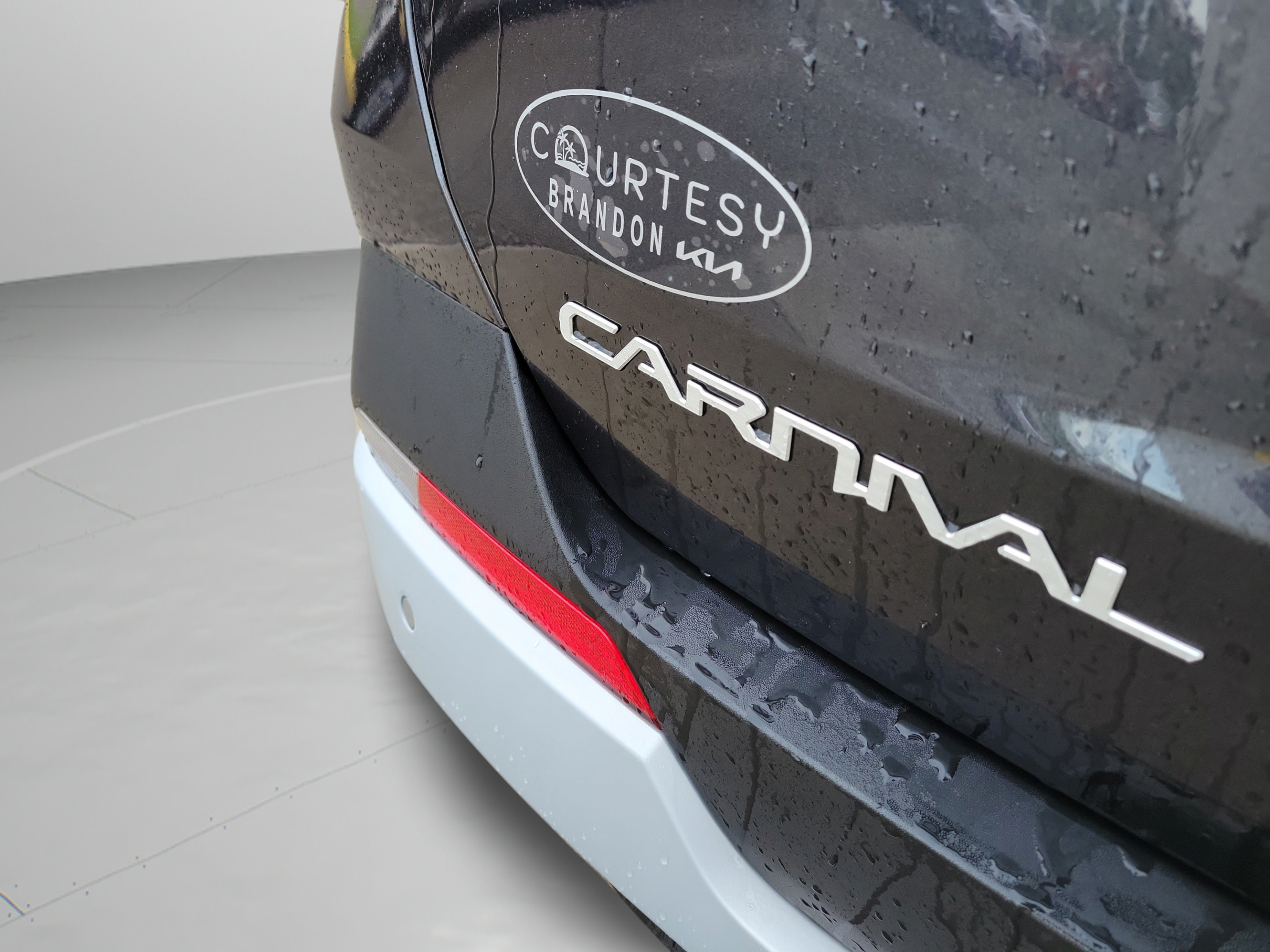 Certified 2026 Kia Carnival FWD image 31