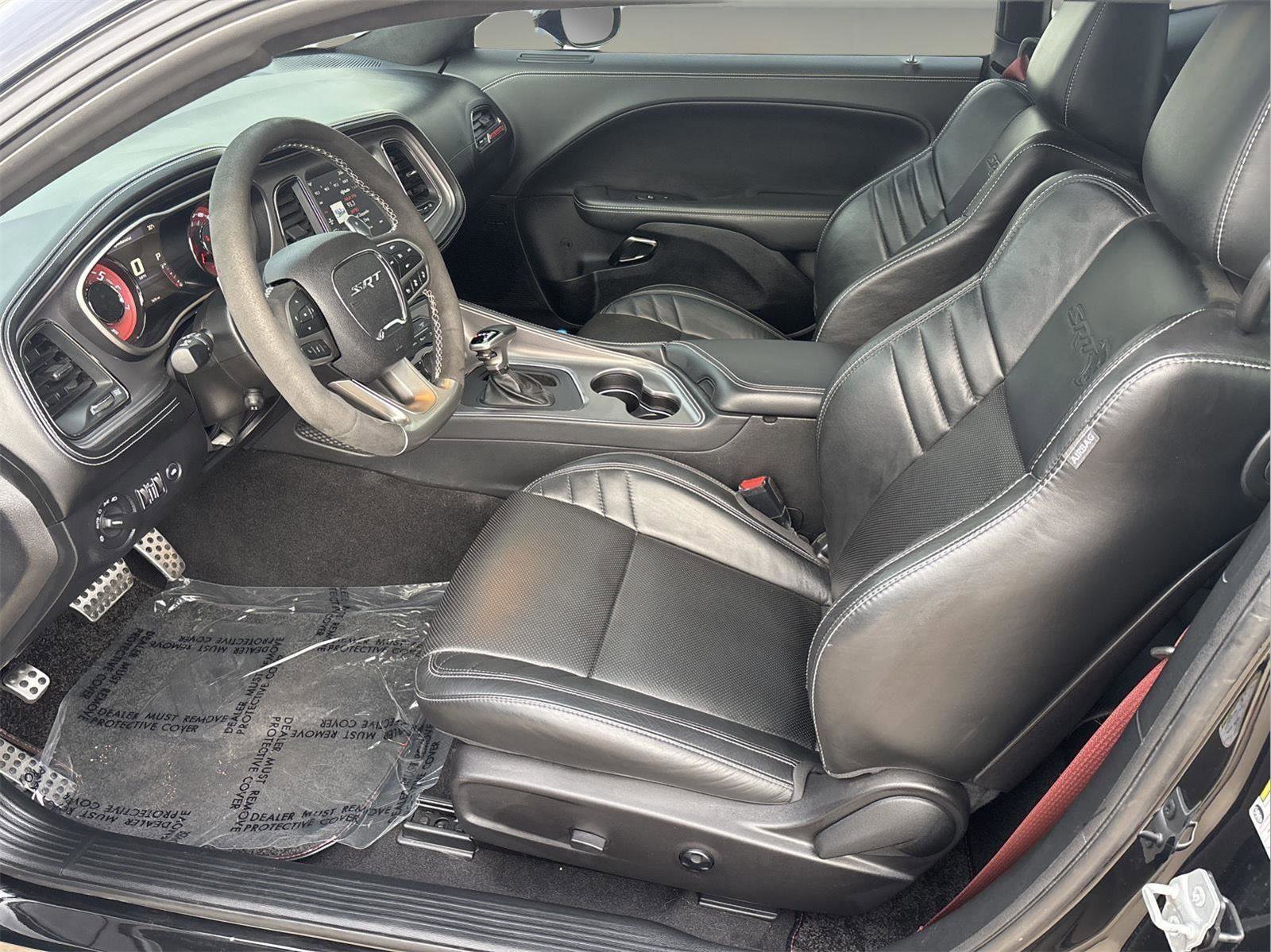 Used 2023 Dodge Challenger SRT Hellcat image 3