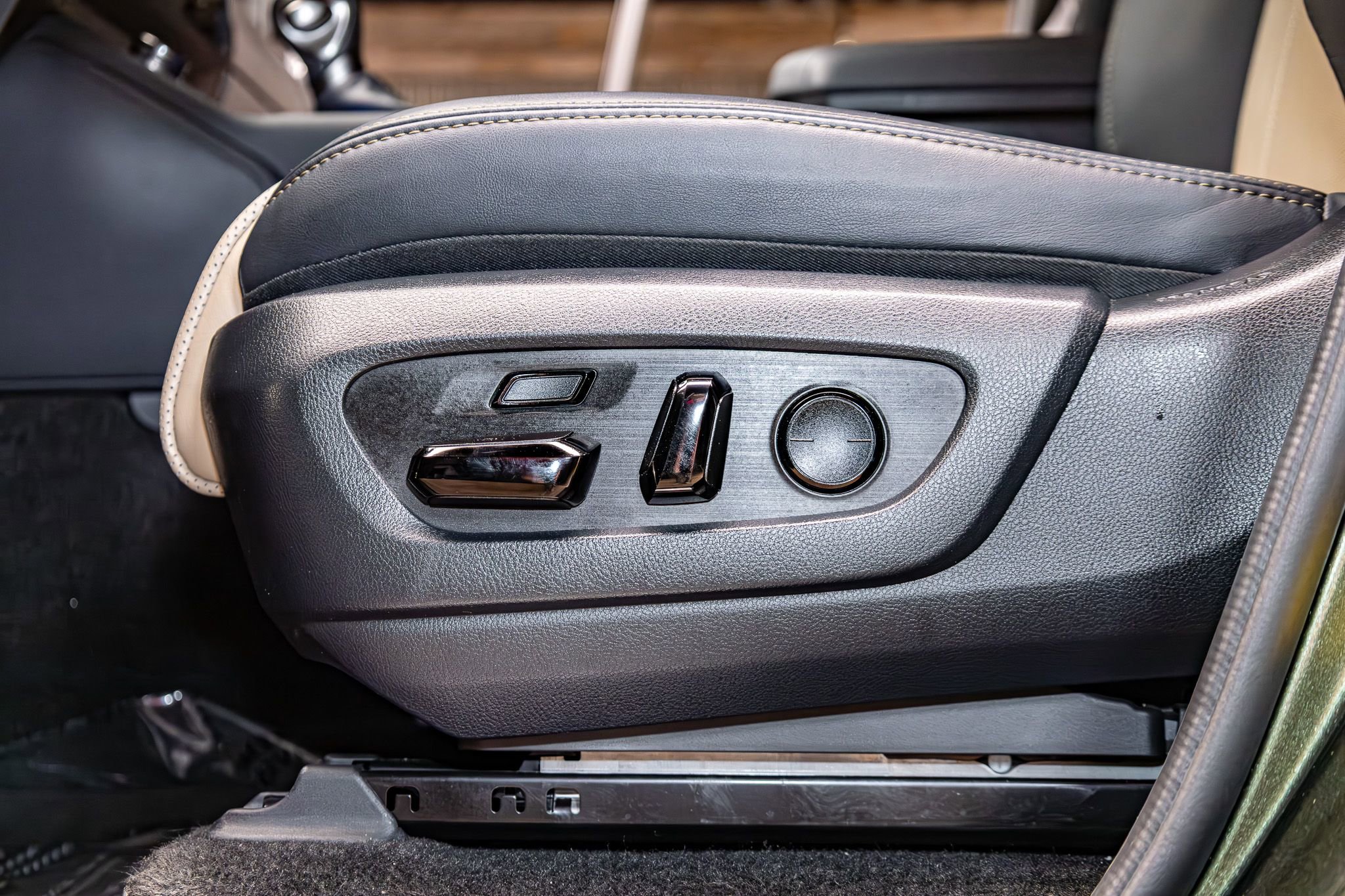 Used 2024 Lexus GX 550 image 20