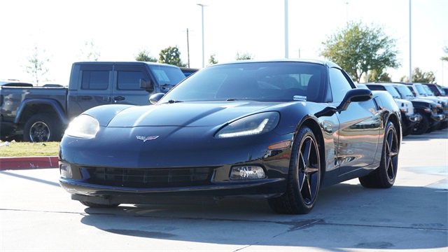 Used 2013 Chevrolet Corvette Base w/ 2LT Preferred Equipment Group image 3