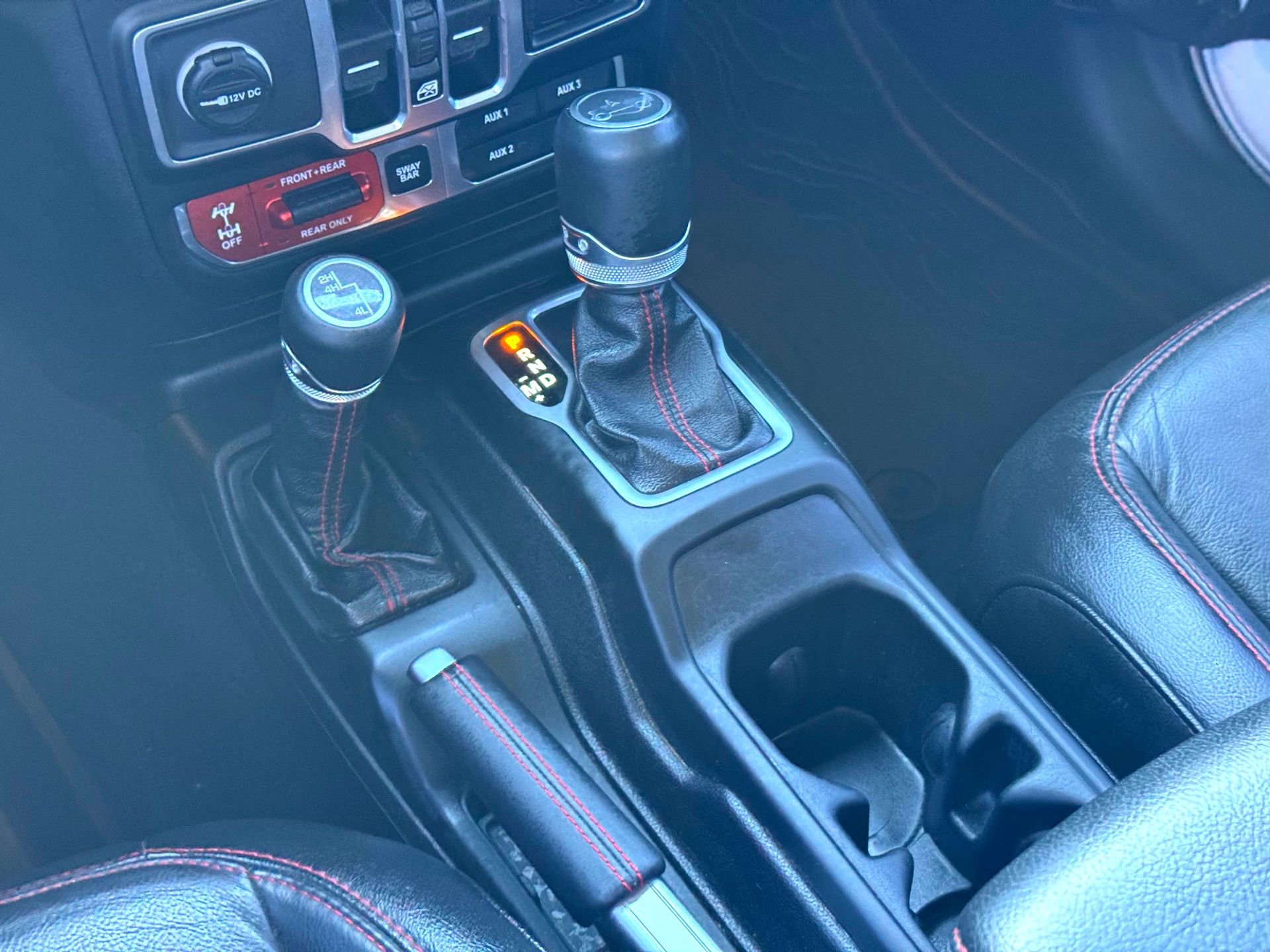 Used 2018 Jeep Wrangler Unlimited Rubicon image 27