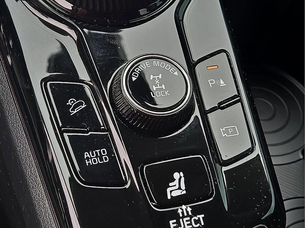 Used 2025 Kia Sportage SX Prestige image 16