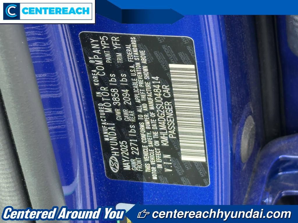 Used 2025 Hyundai Elantra Sport FWD image 16