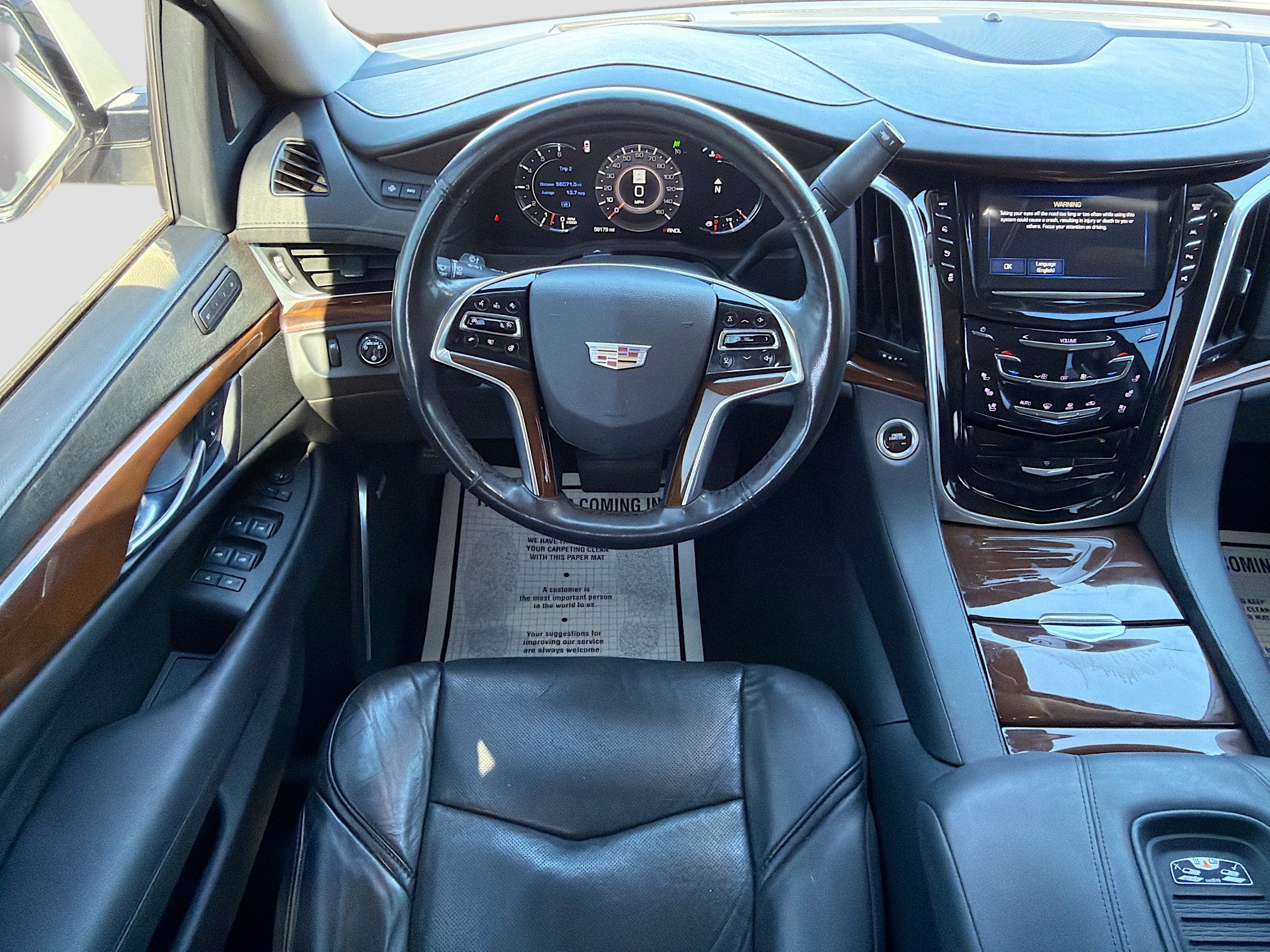 Used 2020 Cadillac Escalade Luxury image 17