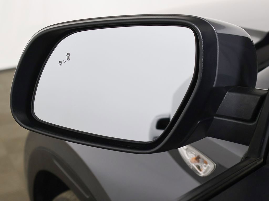 Certified 2024 Hyundai Venue SEL FWD image 31
