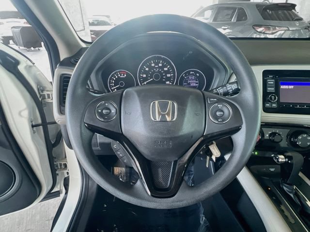 Used 2018 Honda HR-V LX image 16