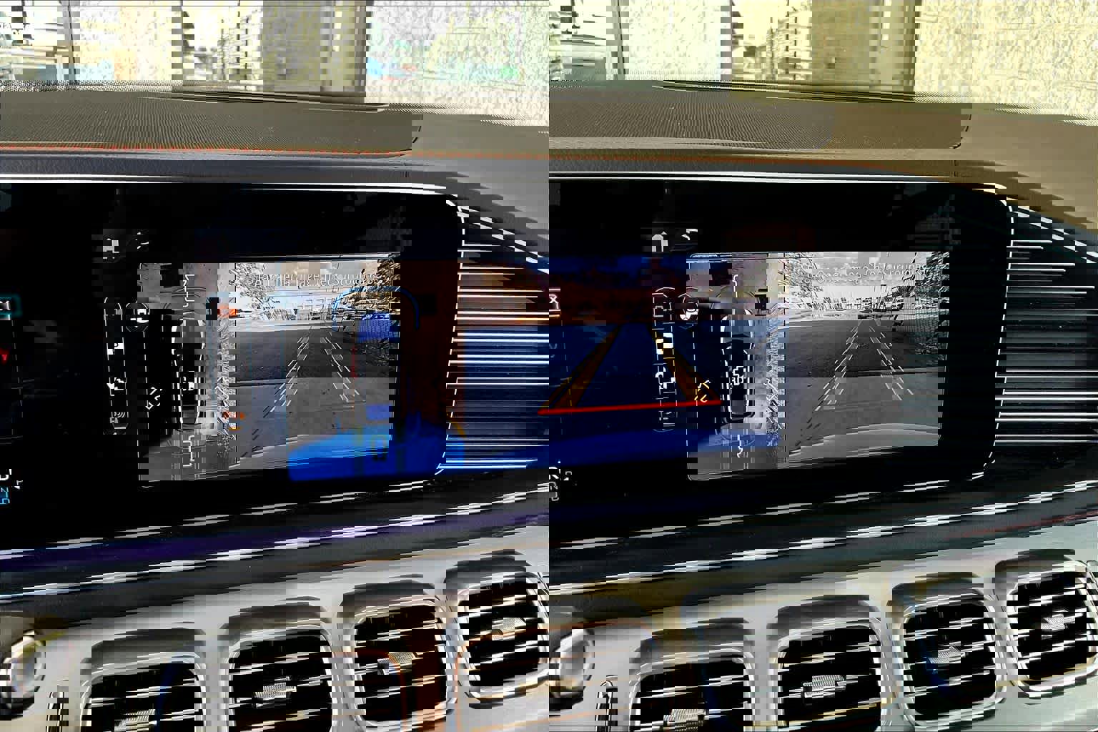 Used 2025 Mercedes-Benz GLE 53 AMG 4MATIC image 28