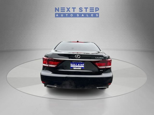 Used 2013 Lexus LS 460 AWD w/ Comfort Pkg image 7