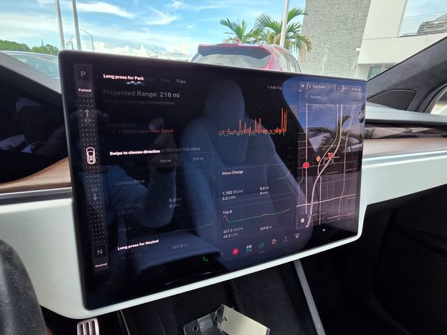 Used 2022 Tesla Model X AWD/4WD image 32