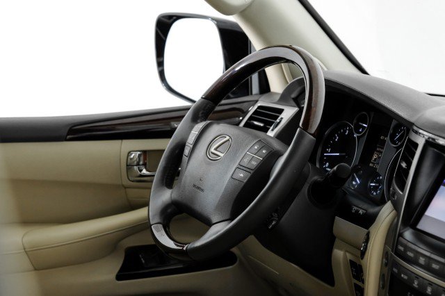 Used 2014 Lexus LX 570 4WD image 11