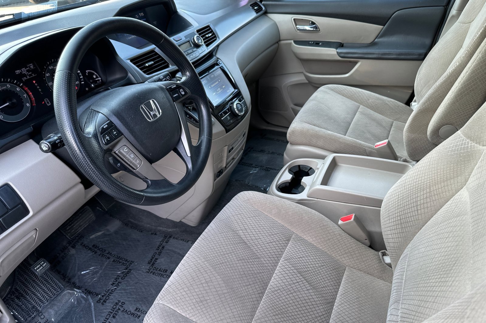 Used 2016 Honda Odyssey SE image 10