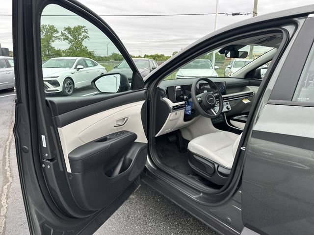 New 2026 Hyundai Tucson Blue SE AWD/4WD image 18