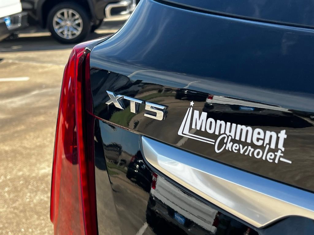 Used 2023 Cadillac XT5 Premium Luxury w/ Technology Package image 13