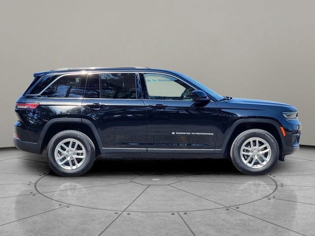 Certified 2024 Jeep Grand Cherokee Laredo X w/ Luxury Tech Group I AWD/4WD image 13