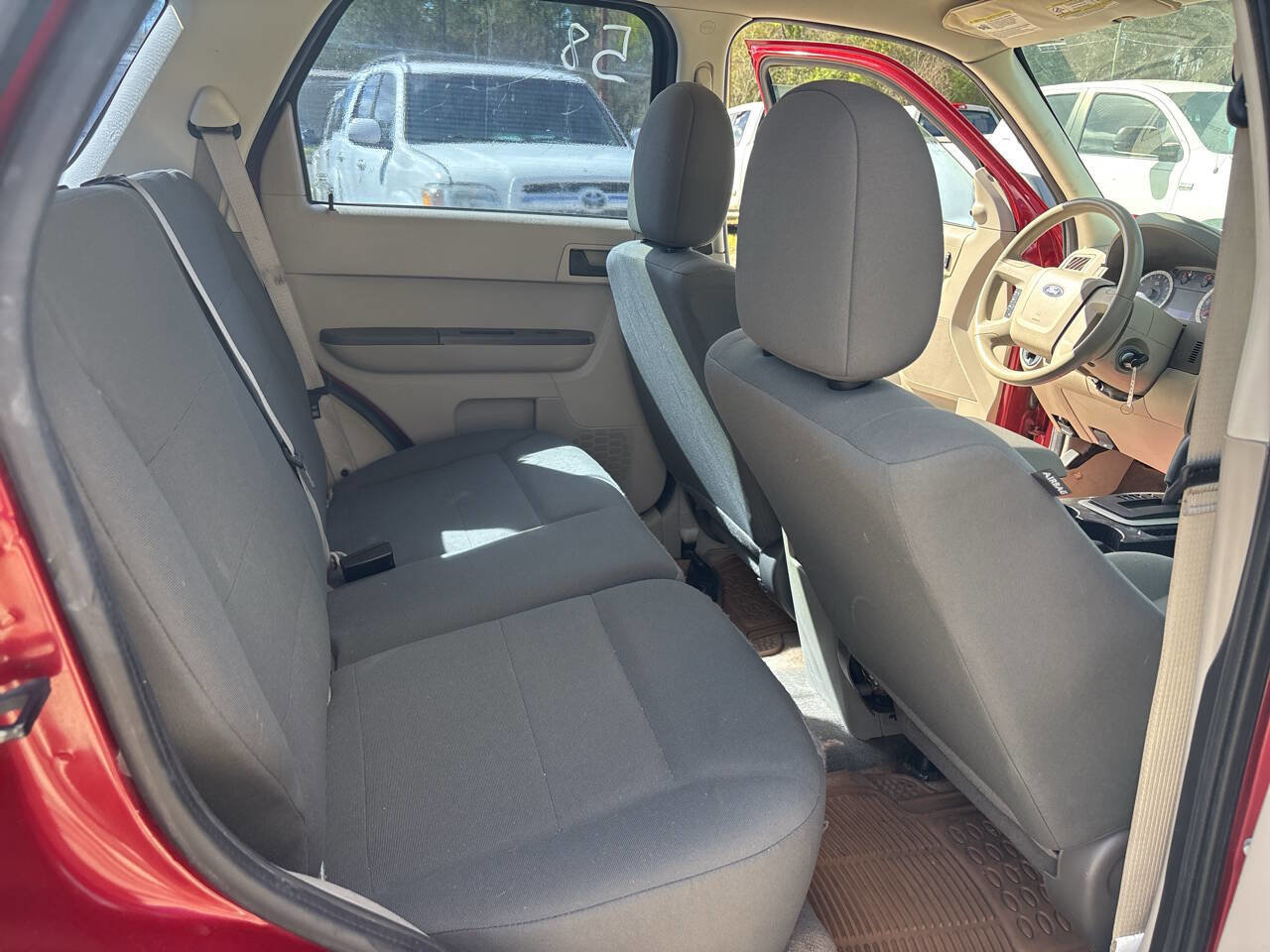 Used 2012 Ford Escape XLS FWD image 11