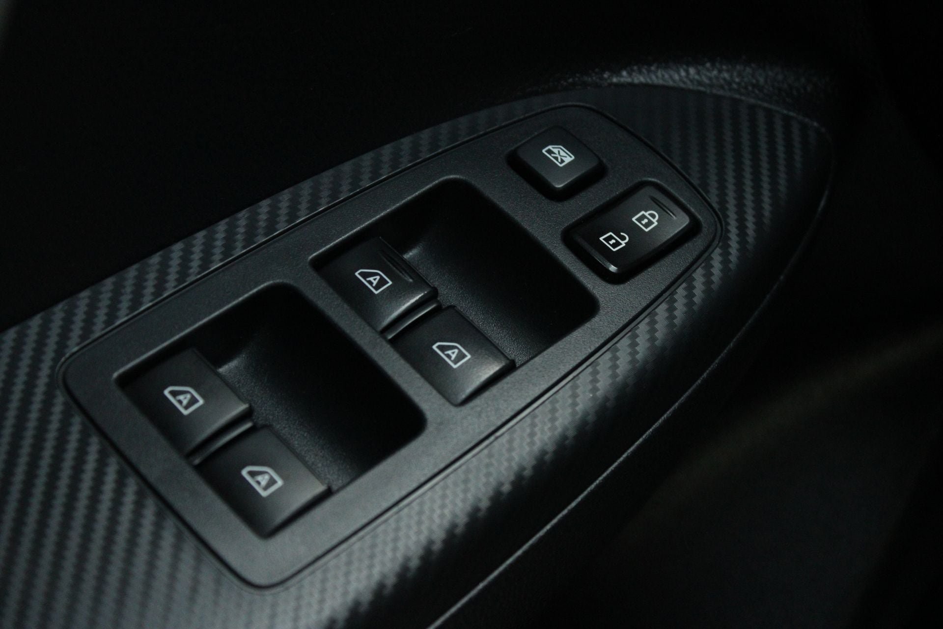 Used 2024 Mitsubishi Eclipse Cross SEL AWD/4WD image 30