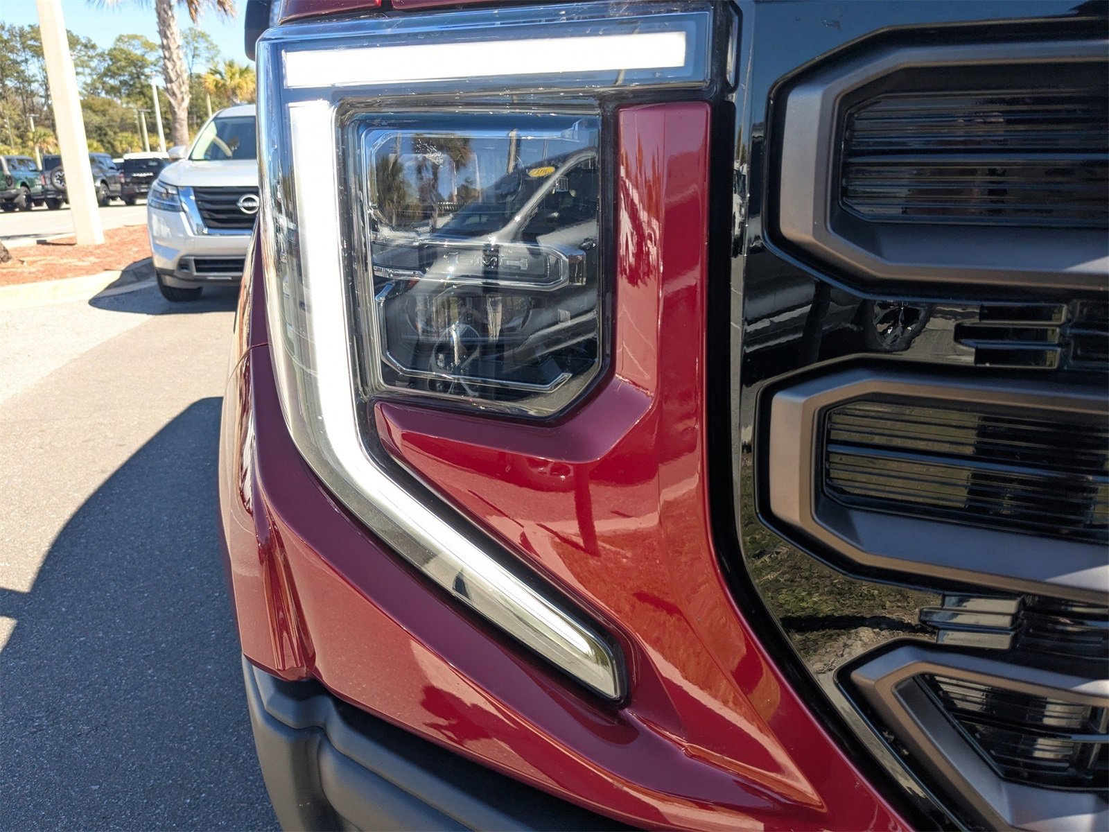 Used 2025 GMC Sierra 1500 AT4X image 10