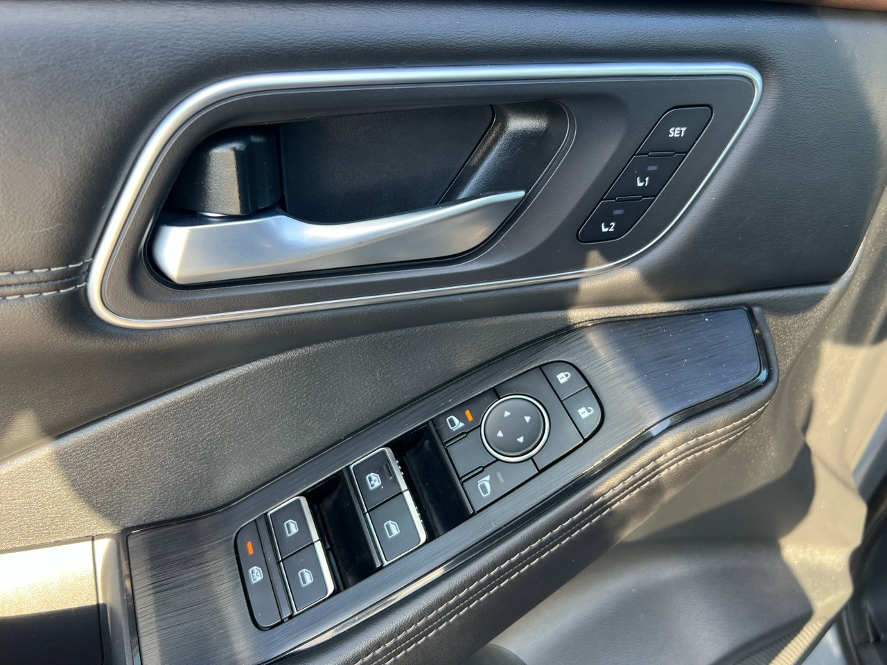 Used 2021 Nissan Rogue SL w/ Premium Package image 29