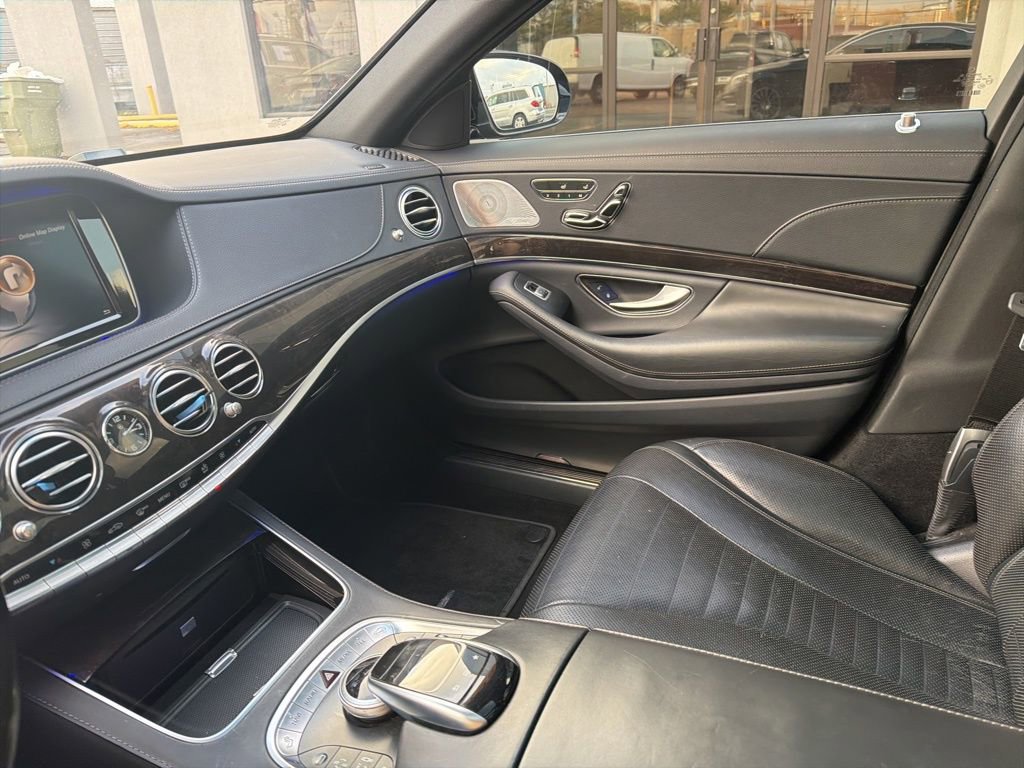 Used 2015 Mercedes-Benz S 550 Sedan image 28