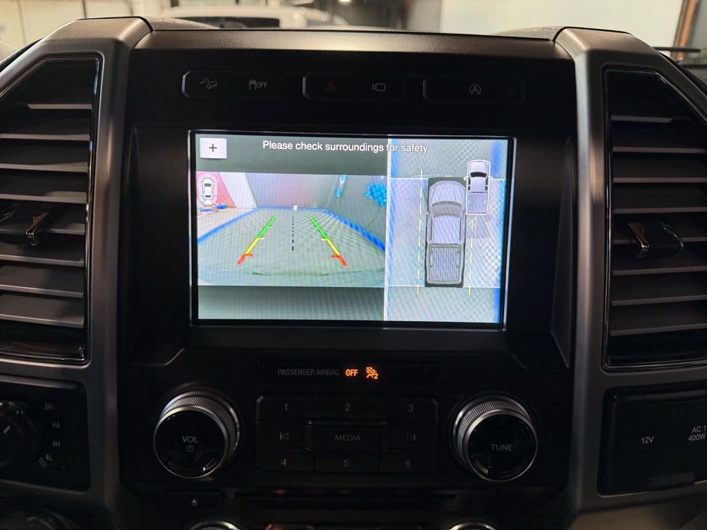 Used 2018 Ford F150 Platinum w/ Equipment Group 701A Luxury image 21