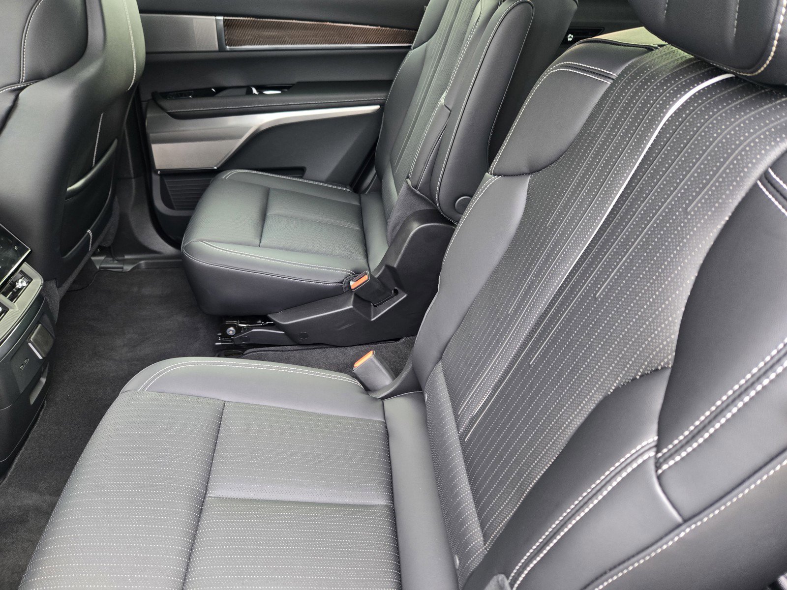 New 2026 Cadillac Vistiq Sport image 6