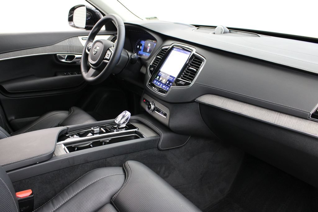 Used 2023 Volvo XC90 B6 Ultimate w/ Lounge Package AWD/4WD image 27