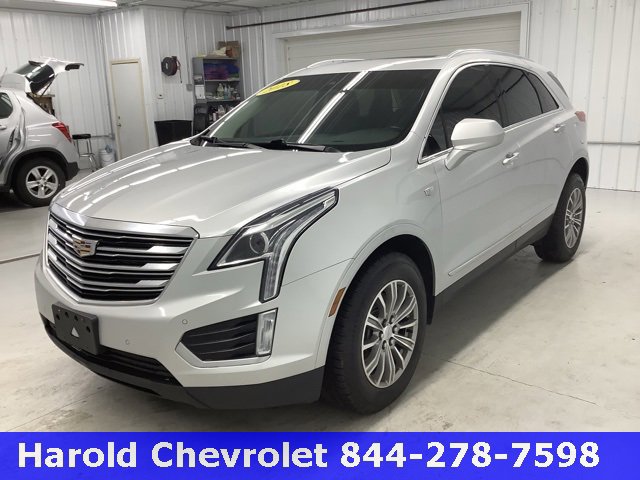 Used 2018 Cadillac XT5 Luxury image 3