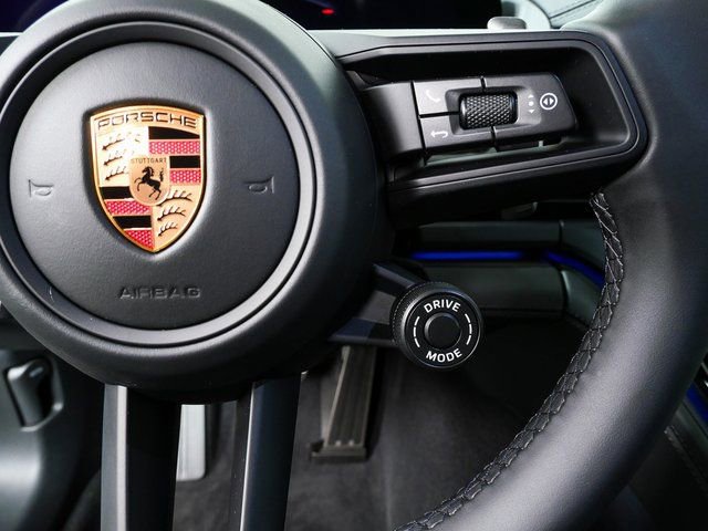 New 2026 Porsche Panamera GTS image 11