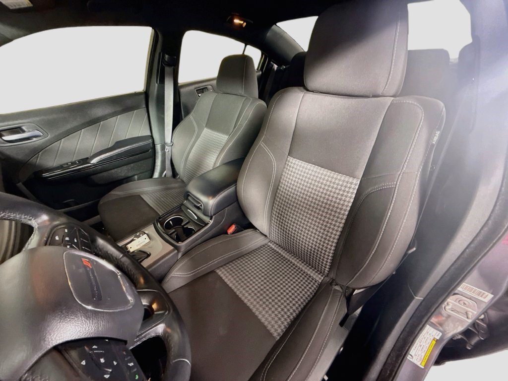 Used 2023 Dodge Charger SXT w/ Blacktop Package RWD image 21