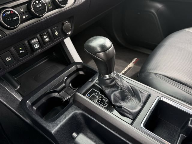 Used 2018 Toyota Tacoma TRD Off-Road AWD/4WD image 21