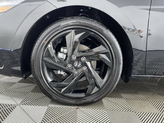 New 2026 Hyundai Elantra SEL Sport Premium FWD image 16