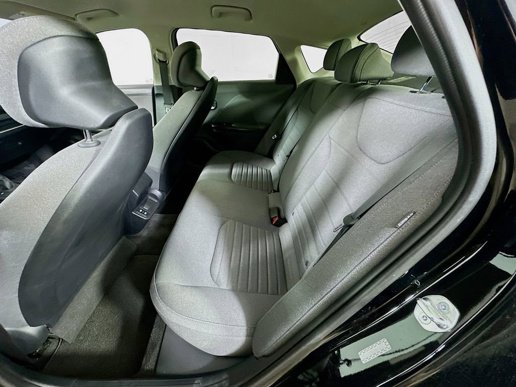 Used 2025 Kia K4 EX image 14