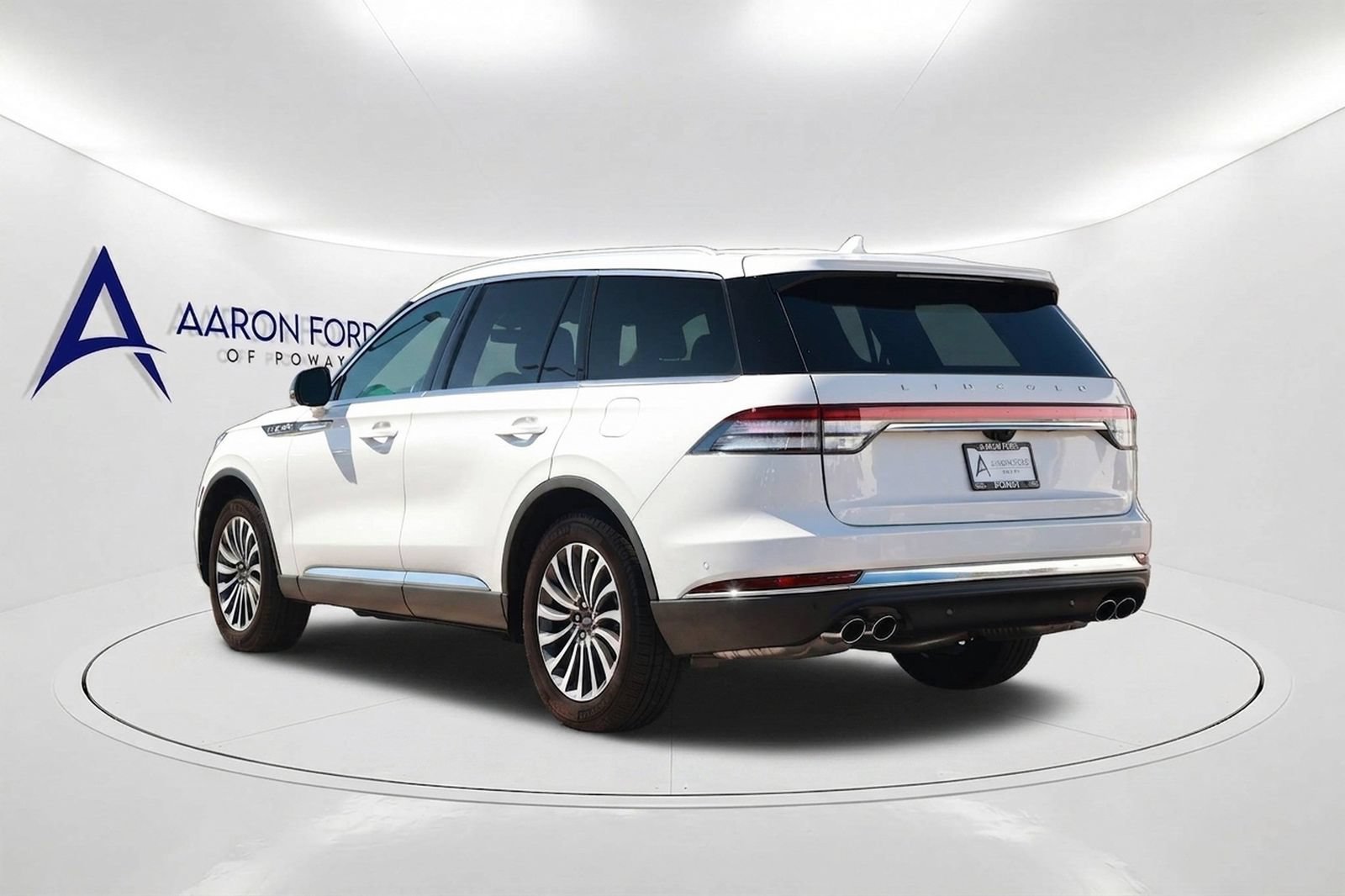 Used 2024 Lincoln Aviator Reserve w/ Equipment Group 201A RWD image 7