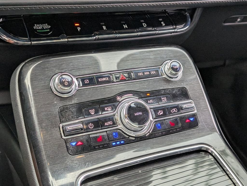 Certified 2022 Lincoln Nautilus Reserve w/ Equipment Group 201A image 24