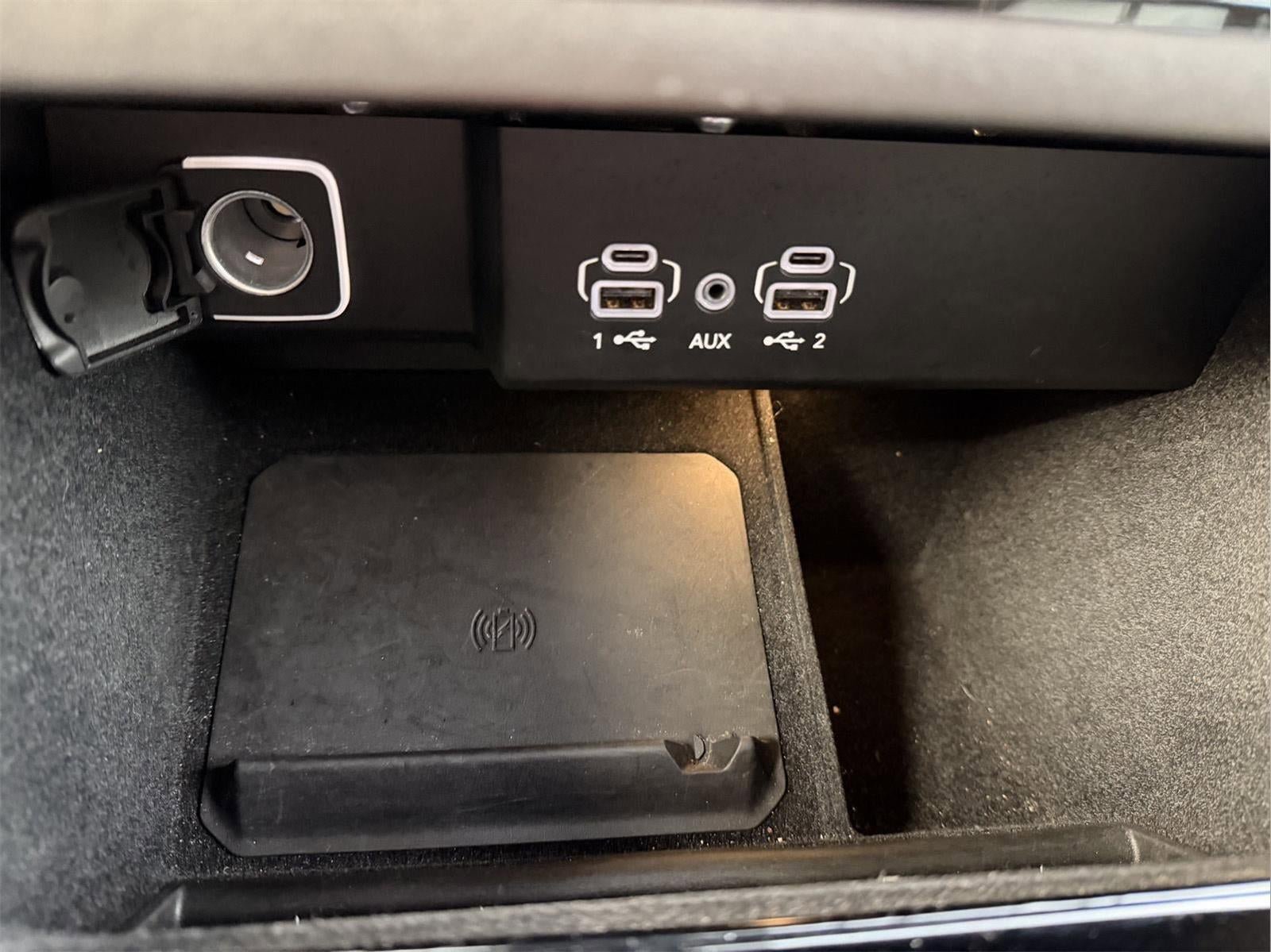 Used 2025 Jeep Wagoneer L 4WD image 22