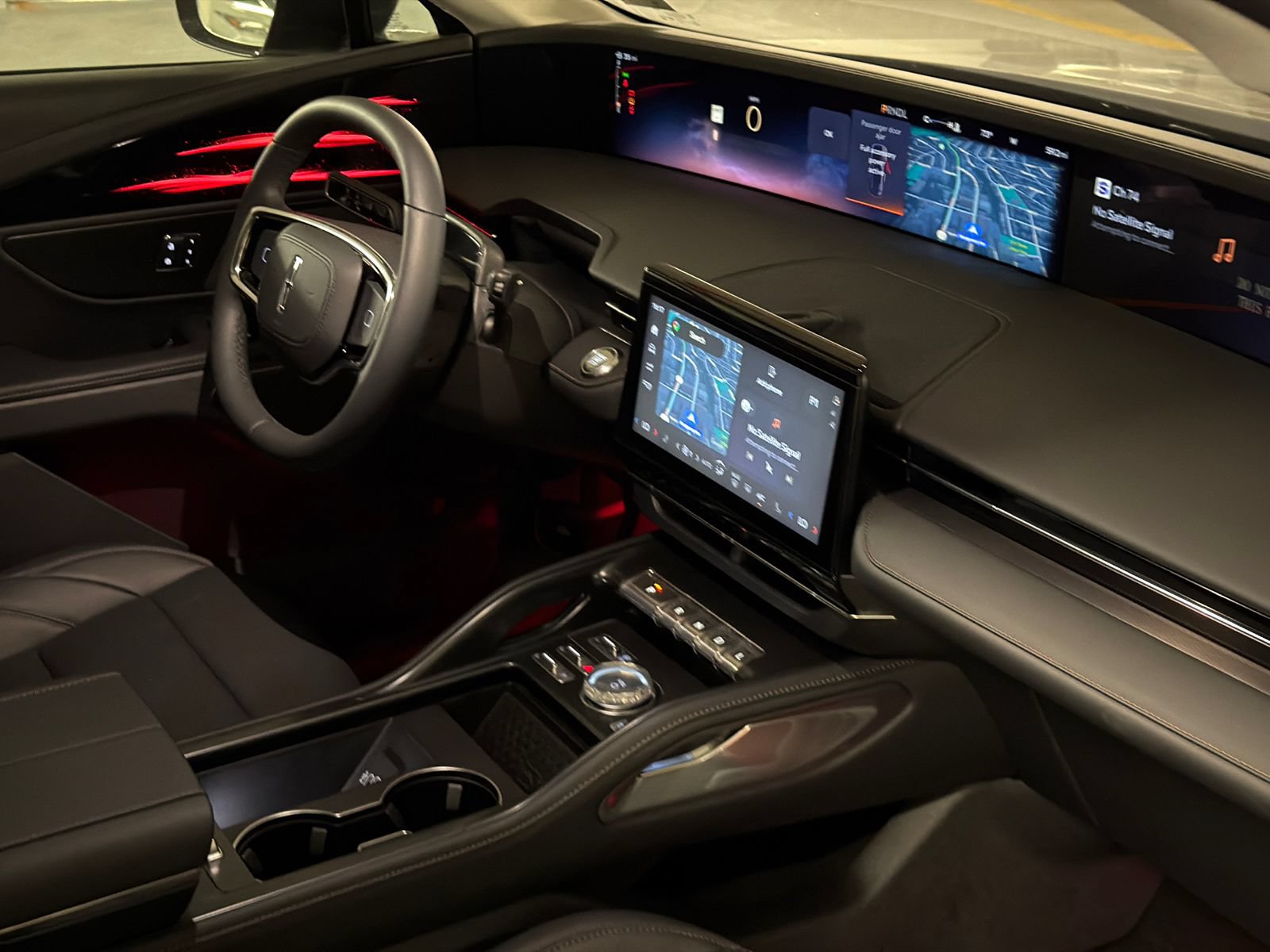 New 2026 Lincoln Nautilus Premier AWD/4WD image 10