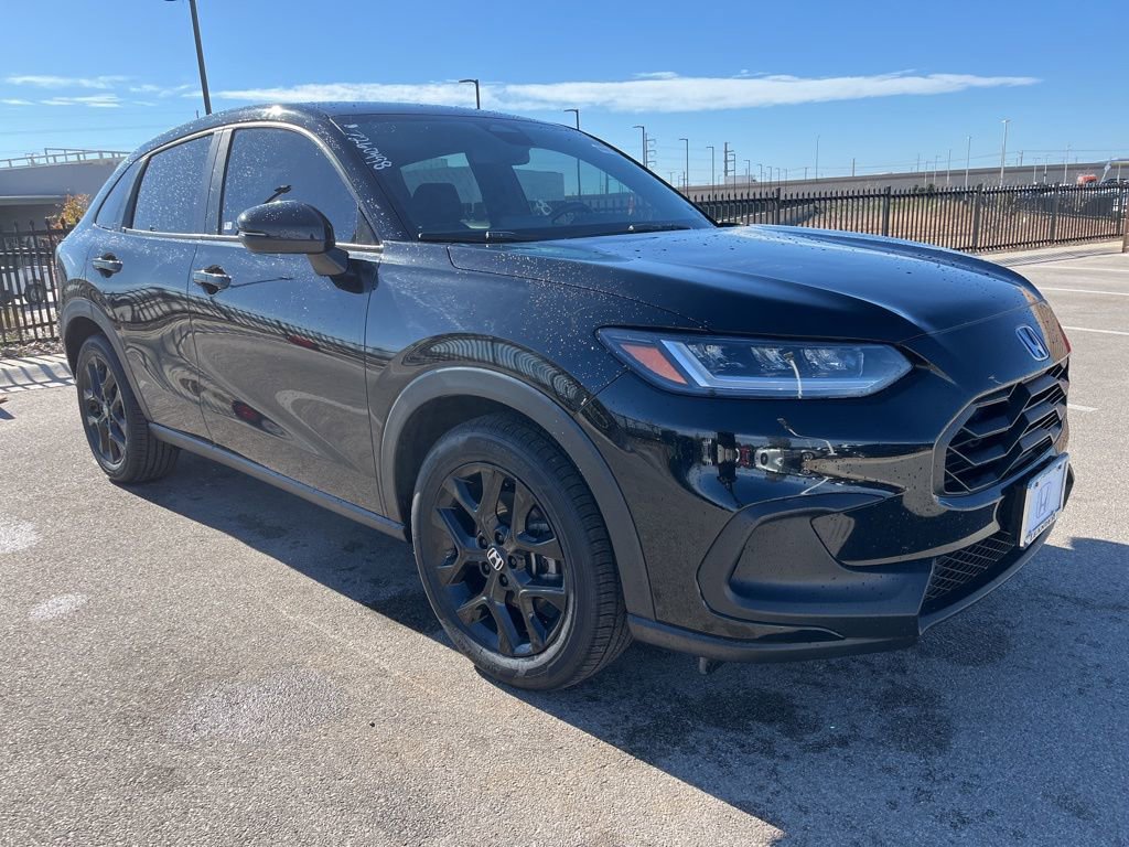 Certified 2023 Honda HR-V Sport image 3