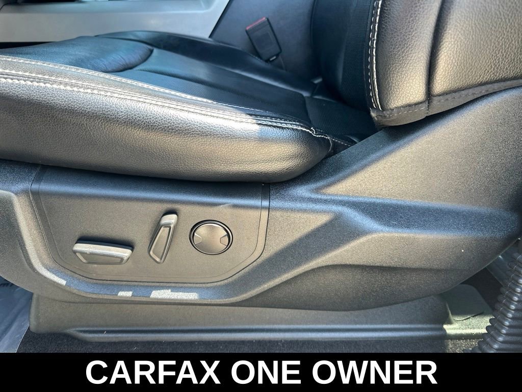 Used 2019 Ford F150 Lariat w/ Equipment Group 502A Luxury AWD/4WD image 14