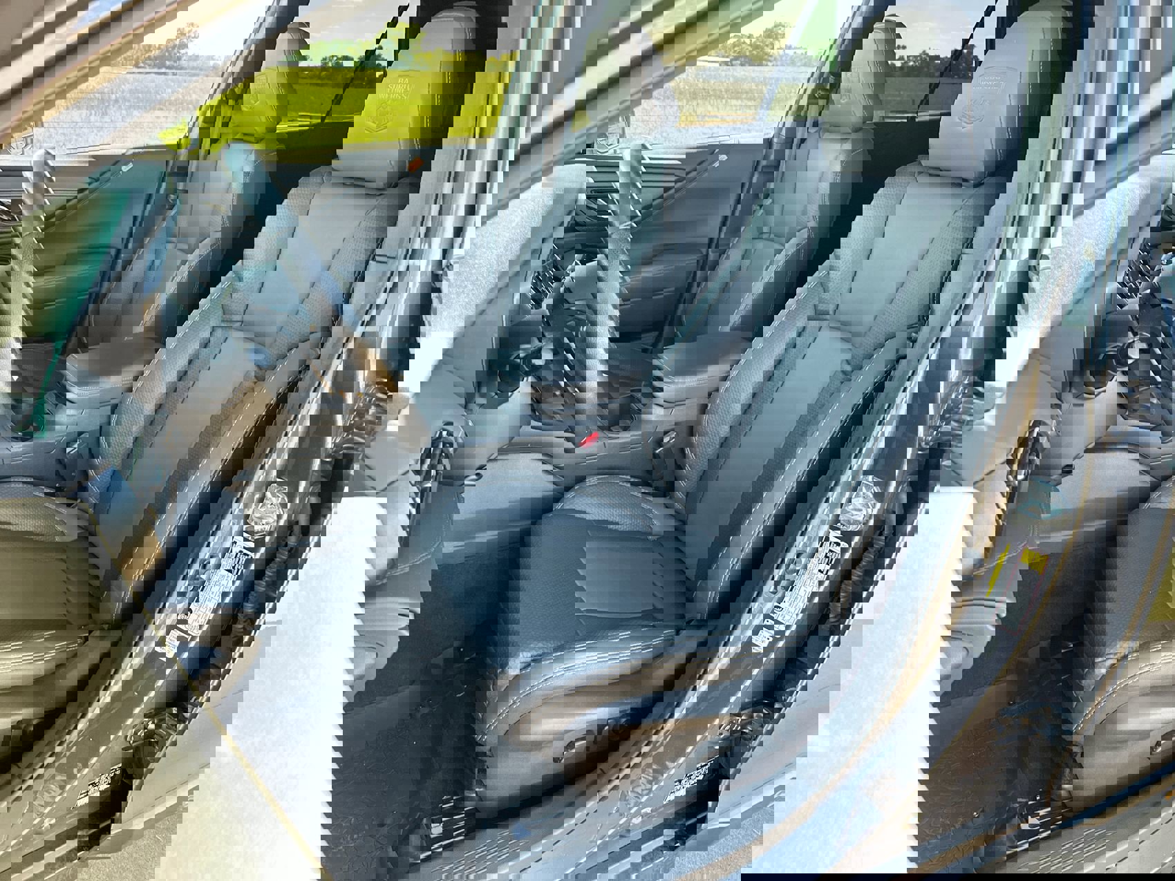 Used 2022 Subaru Outback Wilderness image 11