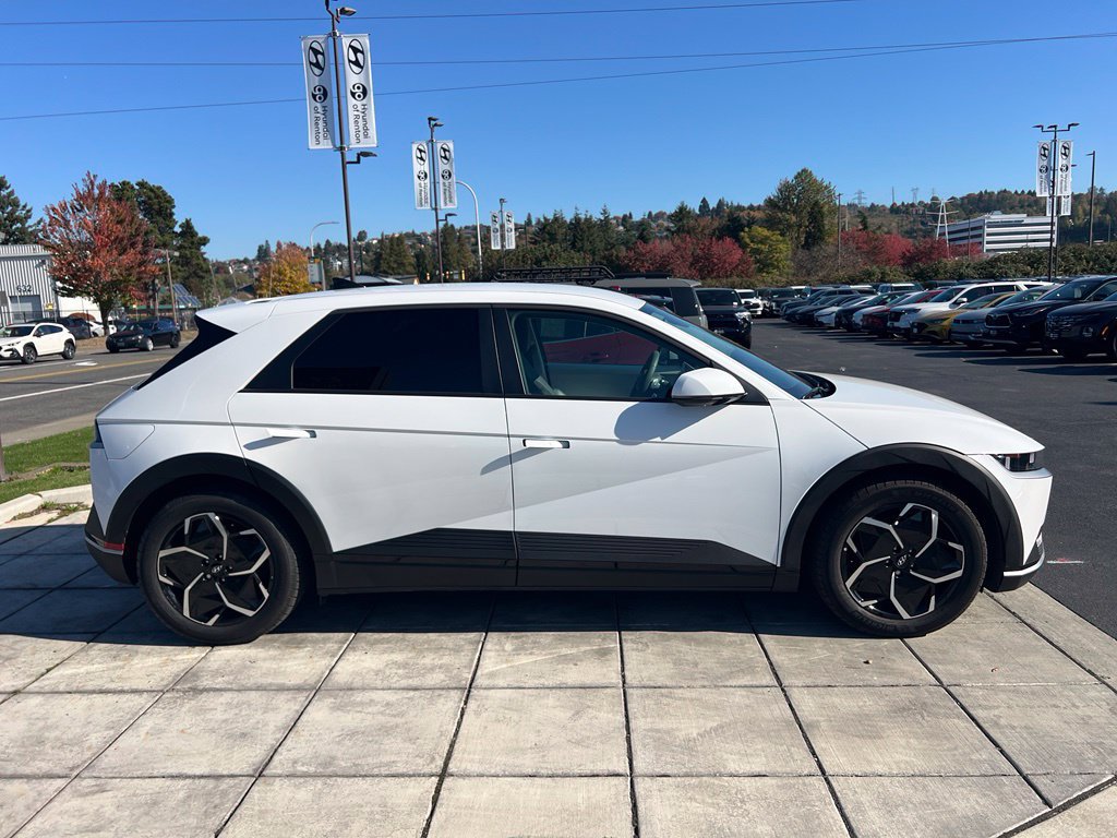 Certified 2024 Hyundai Ioniq 5 SE AWD/4WD image 6