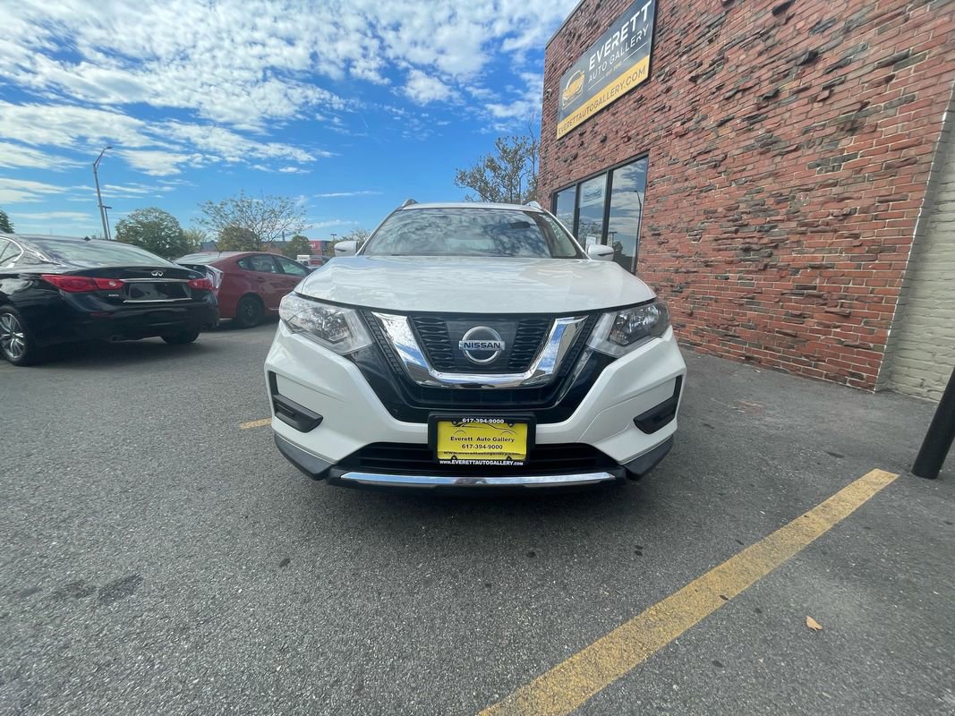 Used 2017 Nissan Rogue SV w/ SV Premium Package image 8