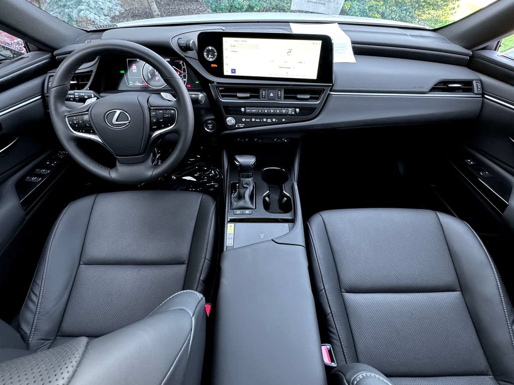 Used 2023 Lexus ES 300h w/ Premium Package FWD image 35