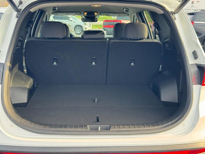 Used 2023 Hyundai Santa Fe SEL image 4