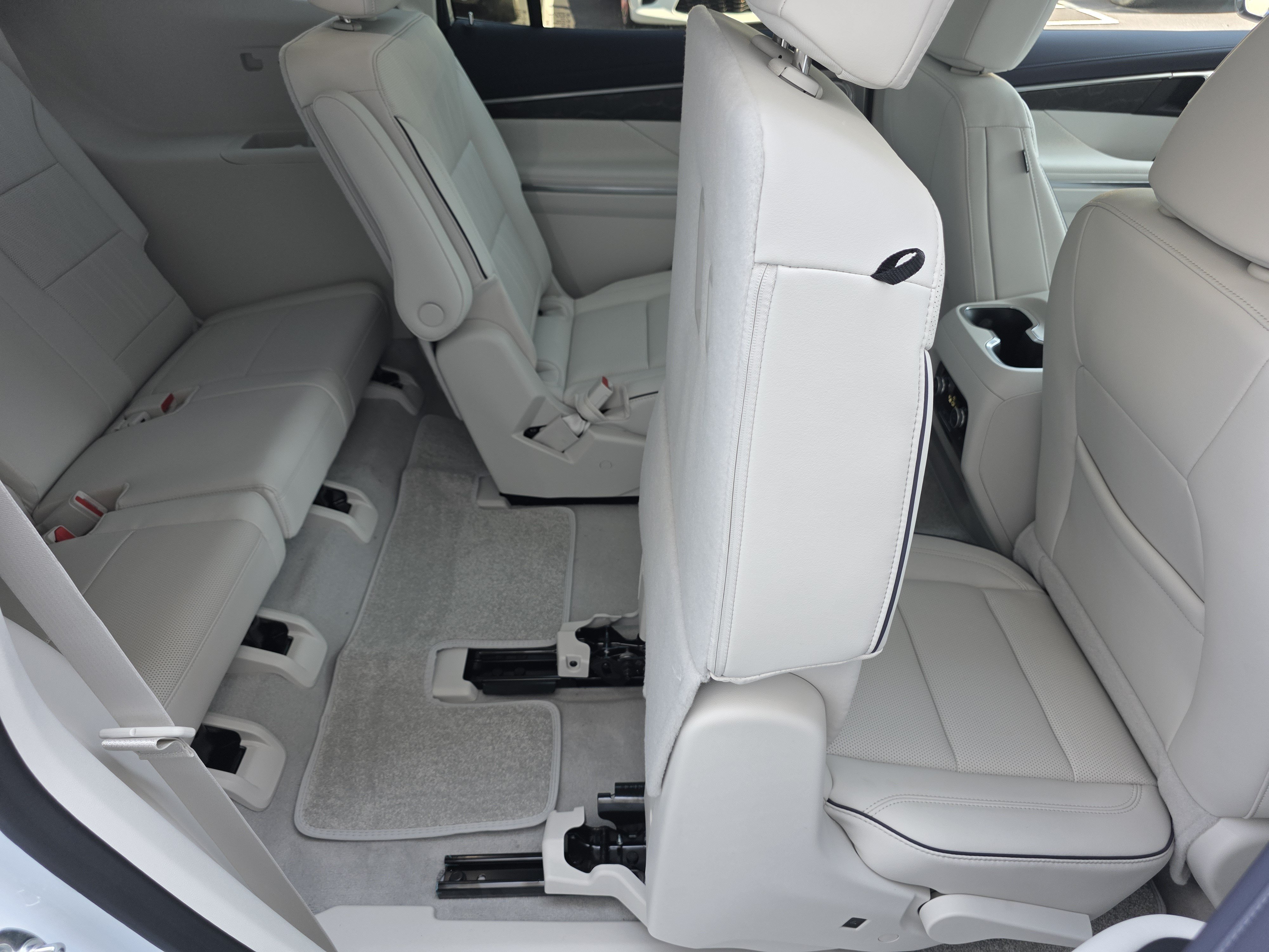 New 2027 Buick Enclave Avenir FWD image 46