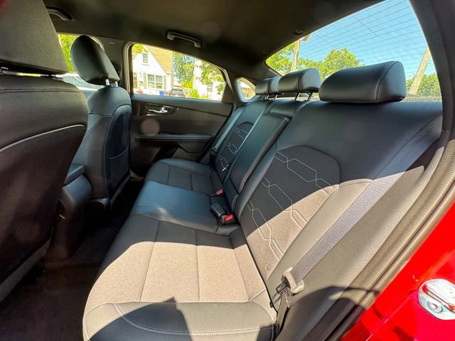 Certified 2024 Kia Forte GT-Line image 17