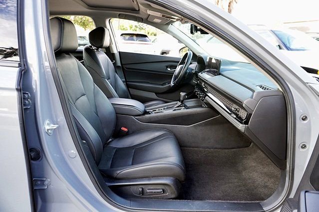 Used 2024 Honda Accord EX-L image 11