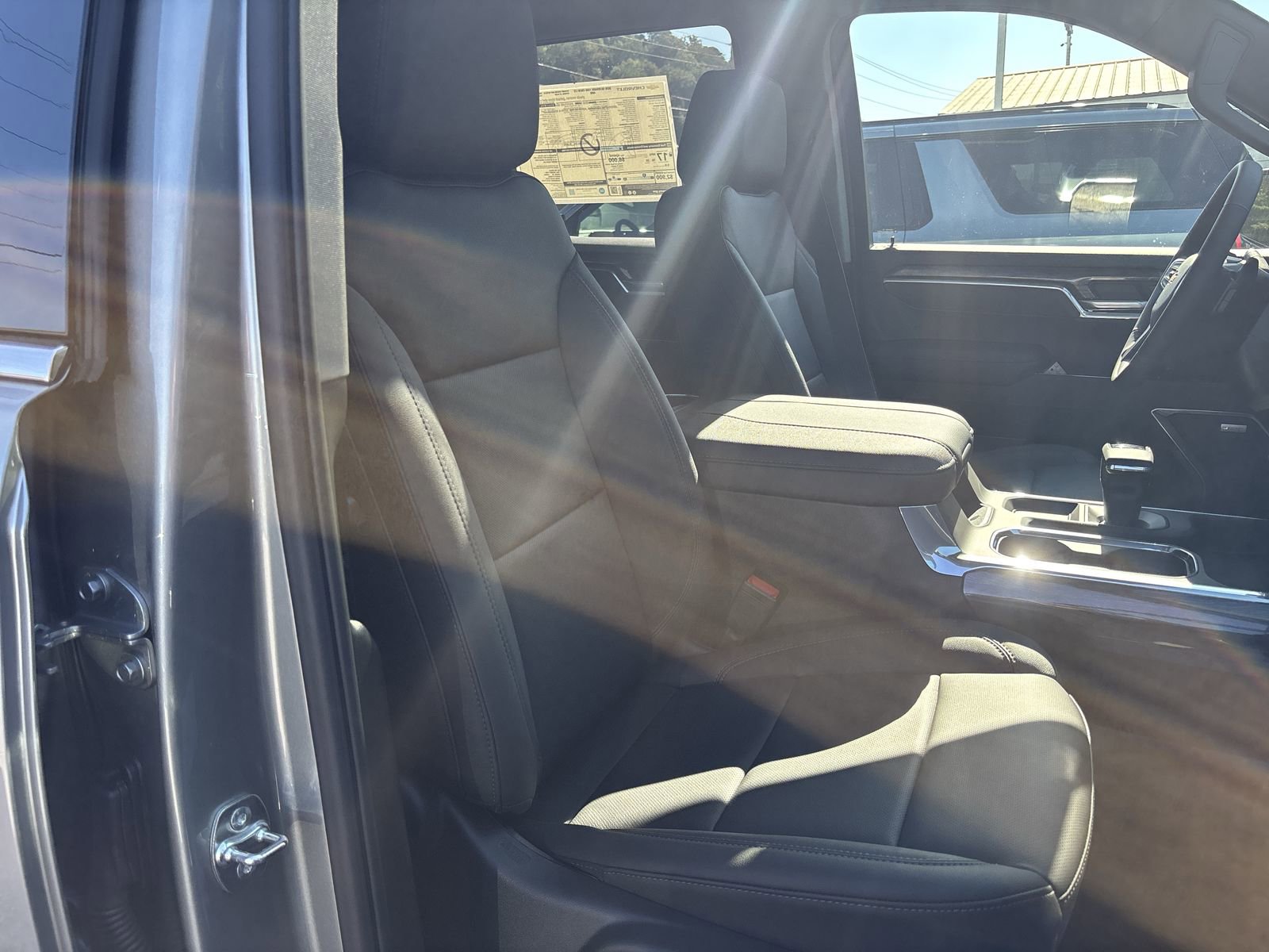 New 2026 Chevrolet Silverado 1500 LTZ w/ LTZ Premium Package image 27