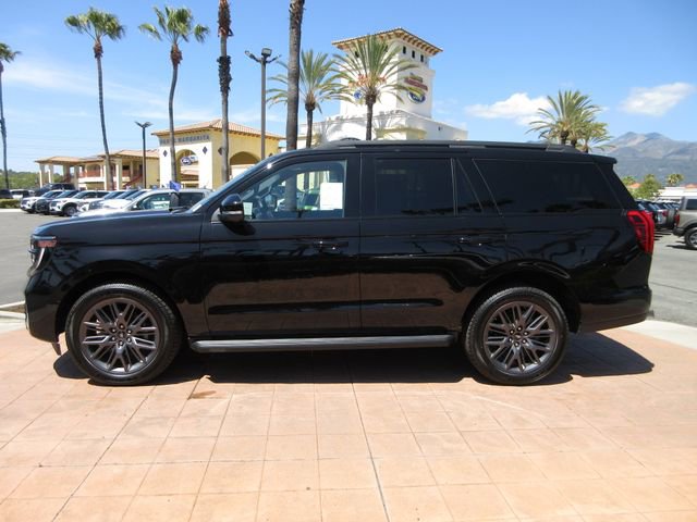New 2026 Ford Expedition Platinum w/ Stealth Appearance Package AWD/4WD video 1